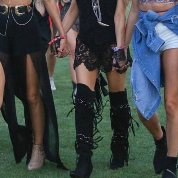 Giuseppe Zanotti Demi Studded Fringed Suede Boots - Picture 5 of 9